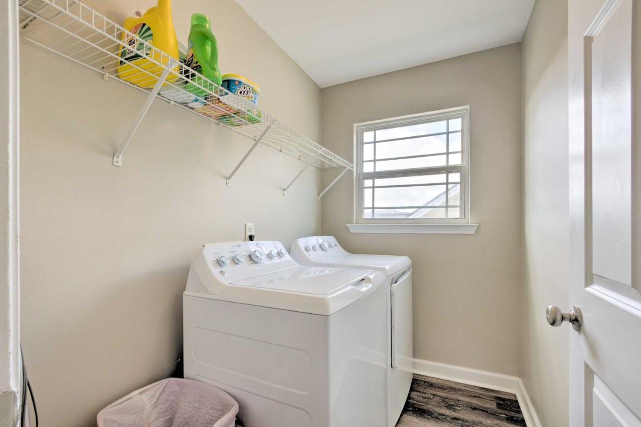 Spacious Pooler Home With Family-Friendly Perks Savannah Eksteriør billede